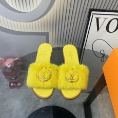 Louis Vuitton Slippers